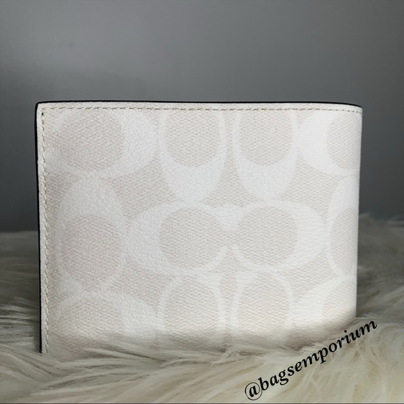 Coach x Marvel 3-in-1  Wallet - Picture 10 of 10